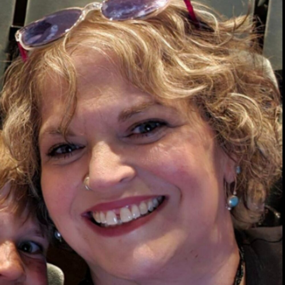 Meet your Posher, Alicia